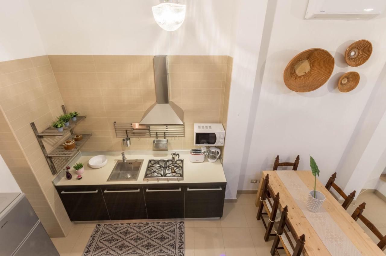 "Sa Ruga" Di Stampace Apartment Cagliari Luaran gambar